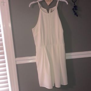 SUPER CUTE white dress WITH POCKETS!!! WORN ONCE!